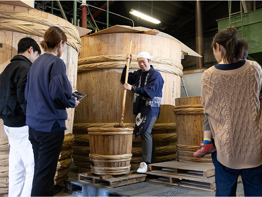 ภาพหมู่พนักงาน